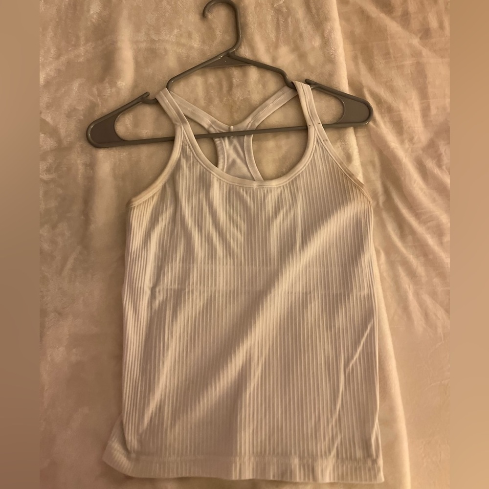 Lululemon tank
